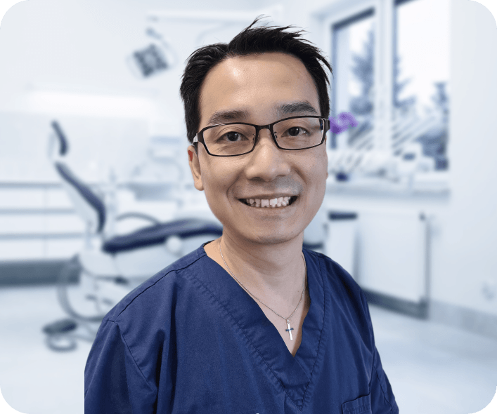 Dr Mervyn Ng